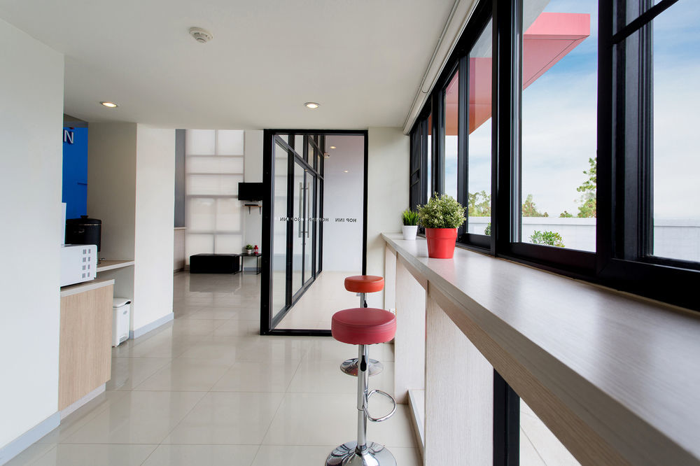 Hop Inn Rayong Exteriör bild